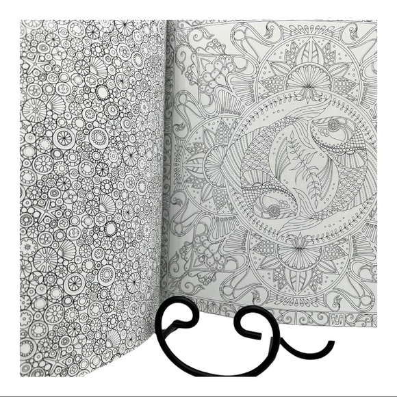 LOST OCEAN Coloring Book Johanna Basford Relaxing Relaxation - Picture 4 of 10
